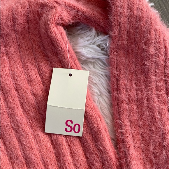 SO Fuzzy Cropped Cardigan 💕 - Picture 7 of 10